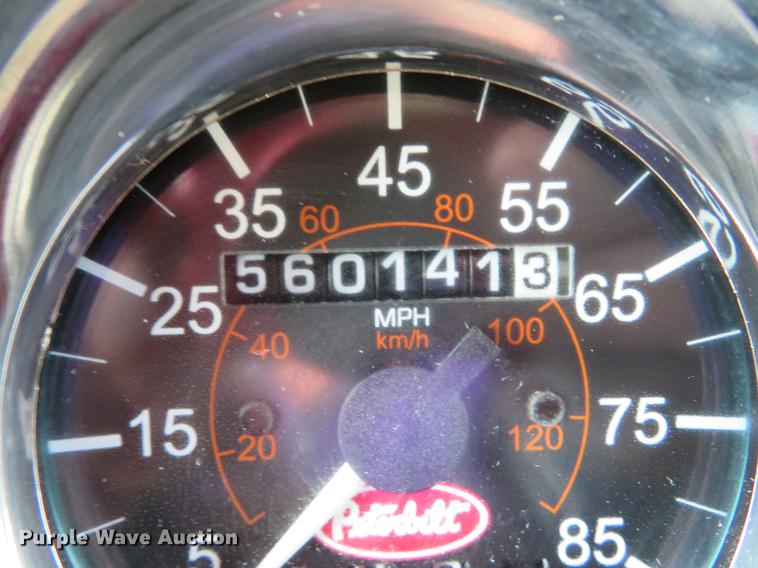 image for item DG3919 2005 Peterbilt 379 semi truck