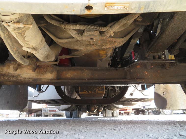 image for item DG3919 2005 Peterbilt 379 semi truck