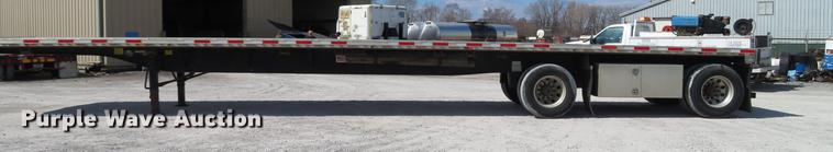 image for item DG3920 2015 Transcraft Eagle II flatbed trailer