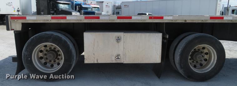 image for item DG3920 2015 Transcraft Eagle II flatbed trailer