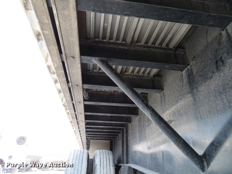 image for item DG3920 2015 Transcraft Eagle II flatbed trailer