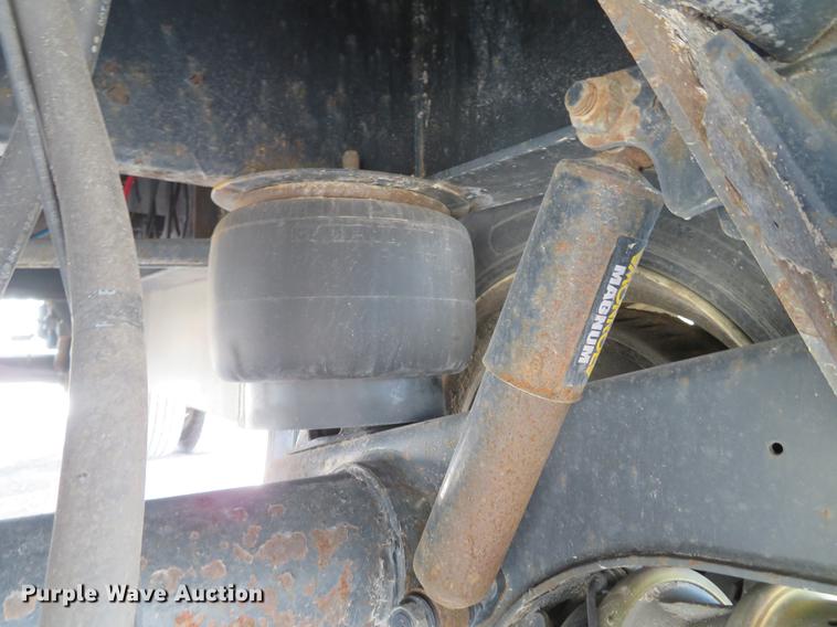 image for item DG3920 2015 Transcraft Eagle II flatbed trailer