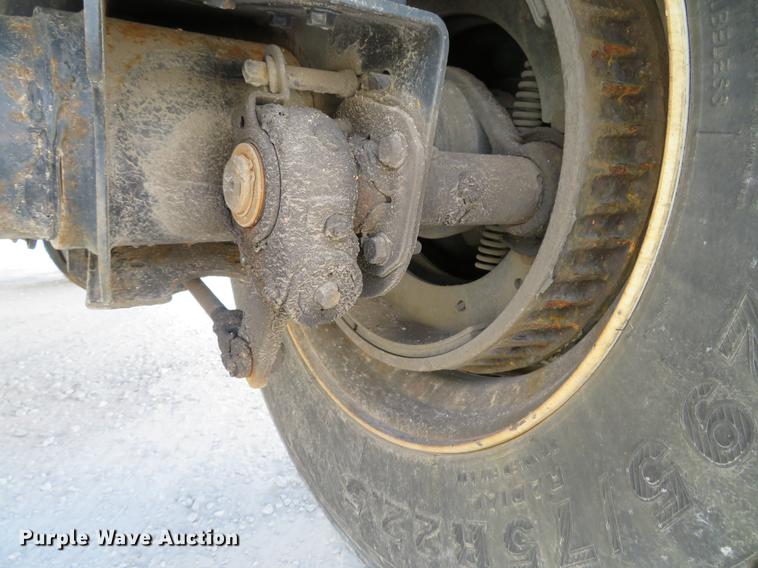 image for item DG3920 2015 Transcraft Eagle II flatbed trailer