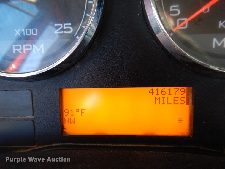 image for item DG5836 2013 International ProStar 122 semi truck