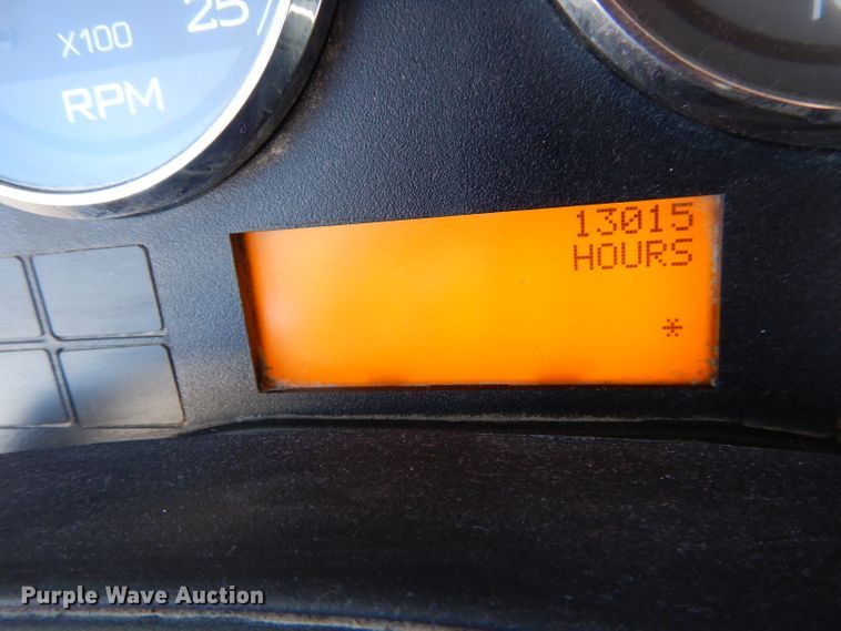 image for item DG5836 2013 International ProStar 122 semi truck