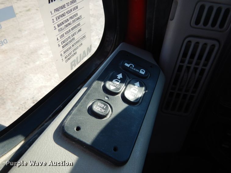 image for item DG5836 2013 International ProStar 122 semi truck