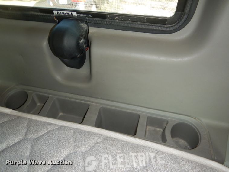 image for item DG5836 2013 International ProStar 122 semi truck