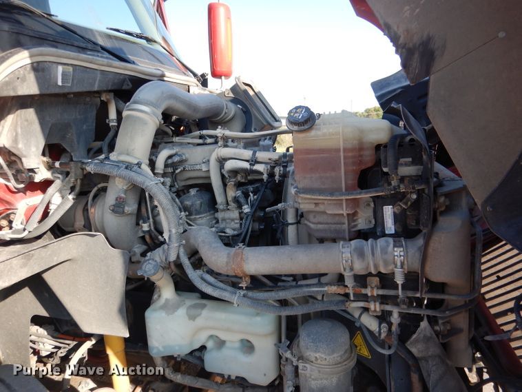 image for item DG5836 2013 International ProStar 122 semi truck