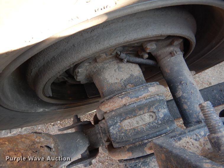 image for item DG5836 2013 International ProStar 122 semi truck