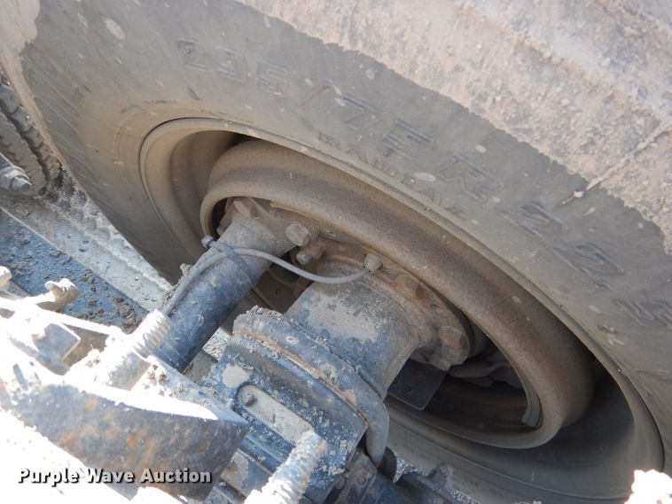 image for item DG5836 2013 International ProStar 122 semi truck