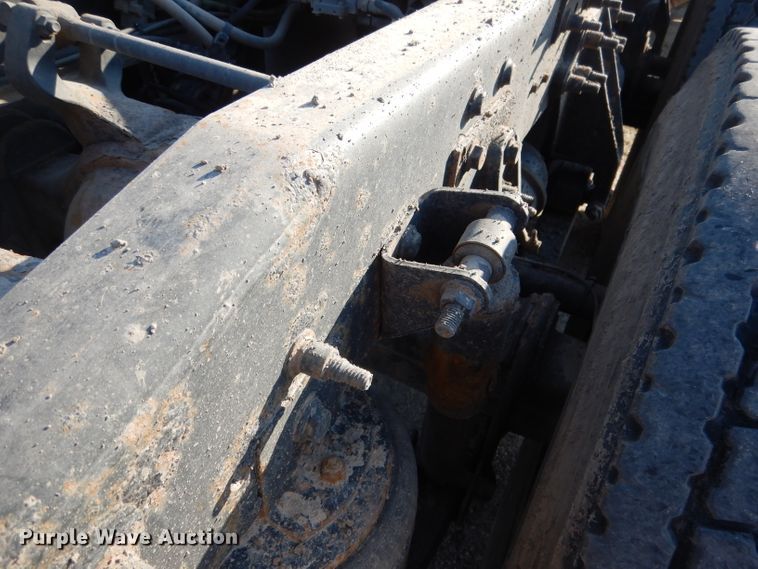 image for item DG5836 2013 International ProStar 122 semi truck