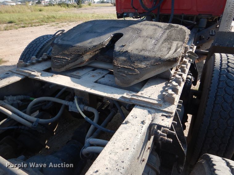 image for item DG5836 2013 International ProStar 122 semi truck