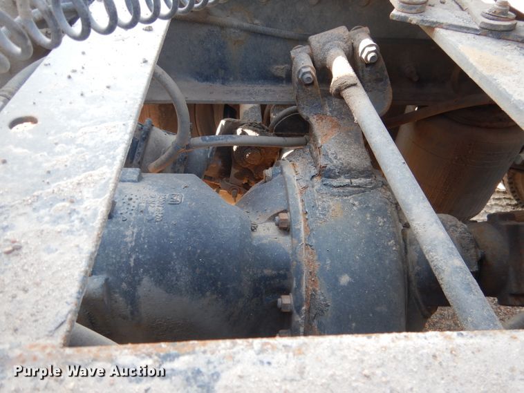 image for item DG5836 2013 International ProStar 122 semi truck