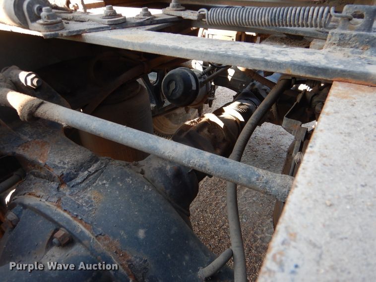 image for item DG5836 2013 International ProStar 122 semi truck