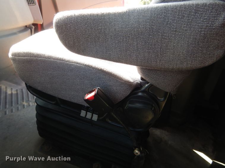 image for item DG5837 2013 International ProStar 122 semi truck