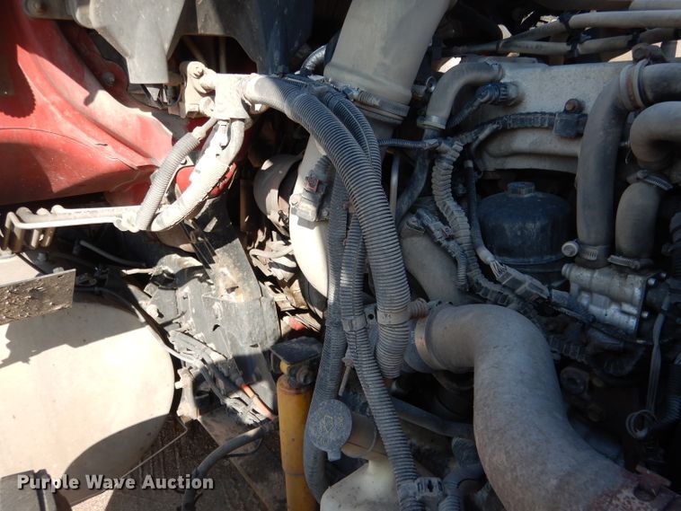 image for item DG5837 2013 International ProStar 122 semi truck