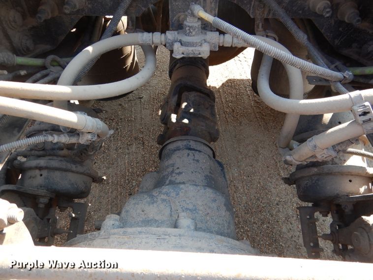 image for item DG5837 2013 International ProStar 122 semi truck