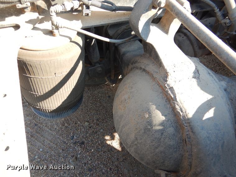 image for item DG5837 2013 International ProStar 122 semi truck