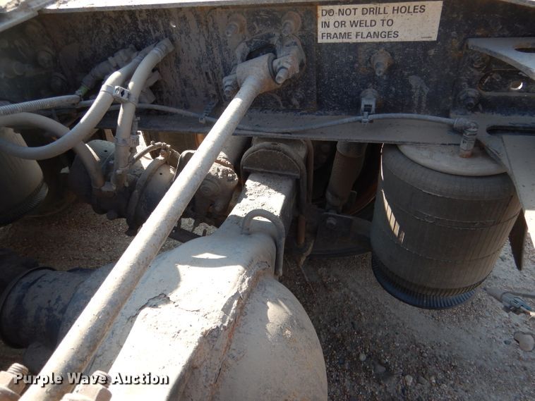 image for item DG5837 2013 International ProStar 122 semi truck