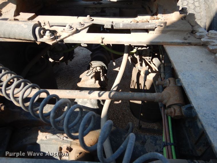 image for item DG5837 2013 International ProStar 122 semi truck