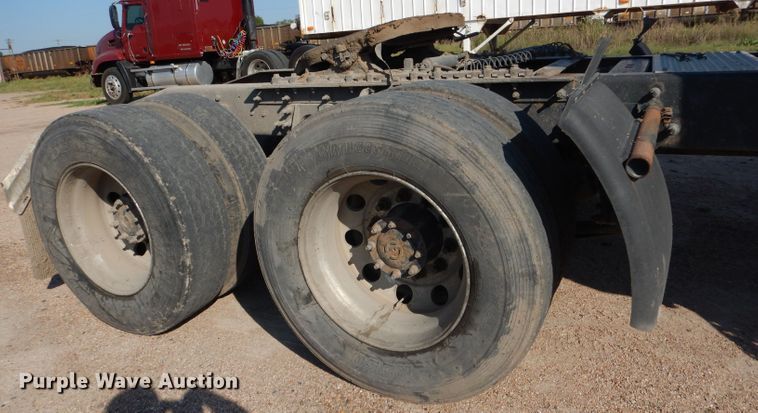 image for item DG5837 2013 International ProStar 122 semi truck