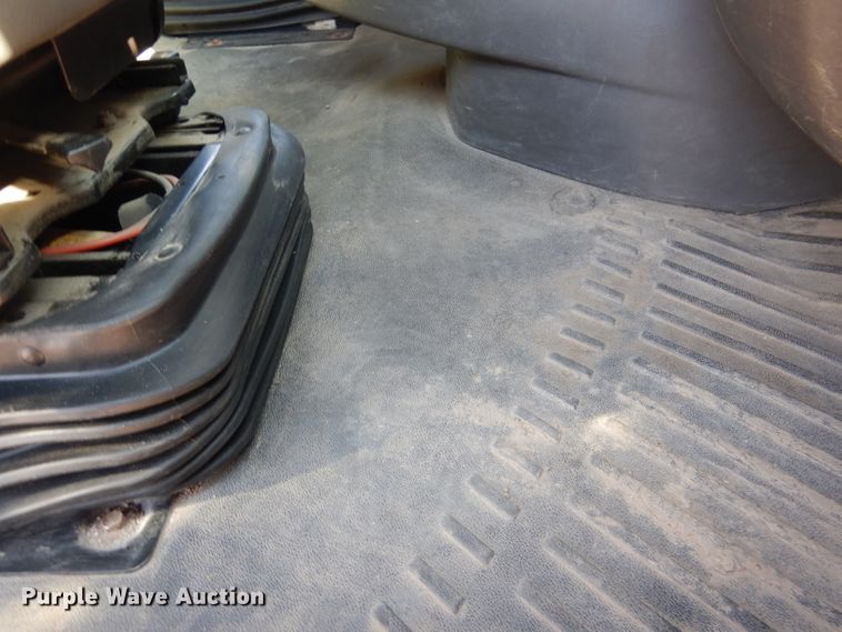 image for item DG5838 2012 International ProStar 122 semi truck