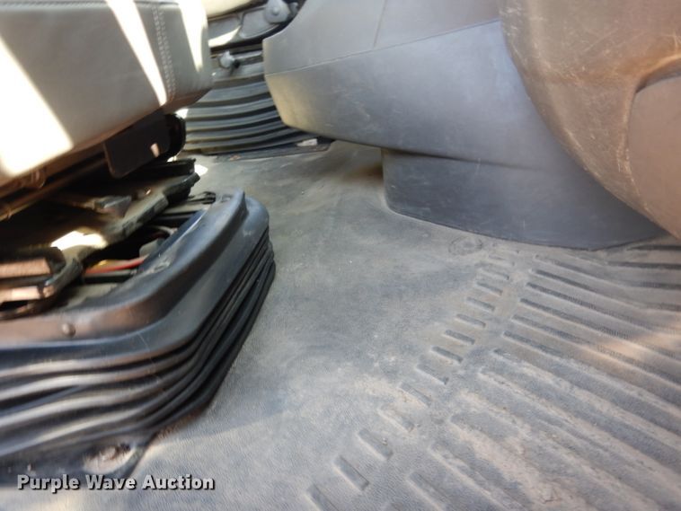 image for item DG5838 2012 International ProStar 122 semi truck