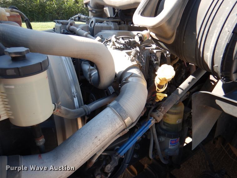 image for item DG5838 2012 International ProStar 122 semi truck