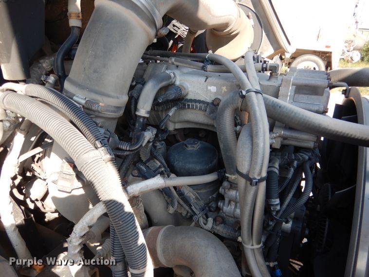 image for item DG5838 2012 International ProStar 122 semi truck