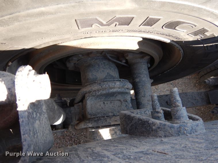 image for item DG5838 2012 International ProStar 122 semi truck