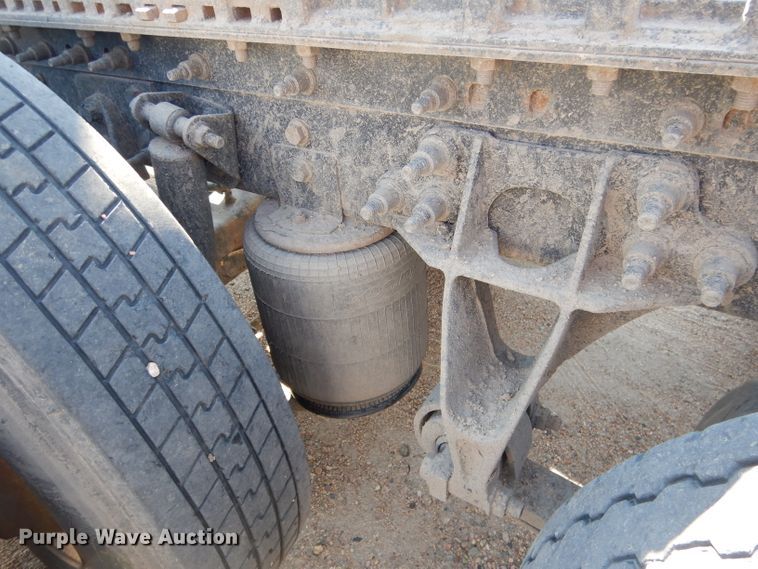 image for item DG5838 2012 International ProStar 122 semi truck