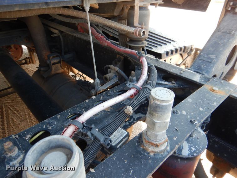 image for item DG5838 2012 International ProStar 122 semi truck