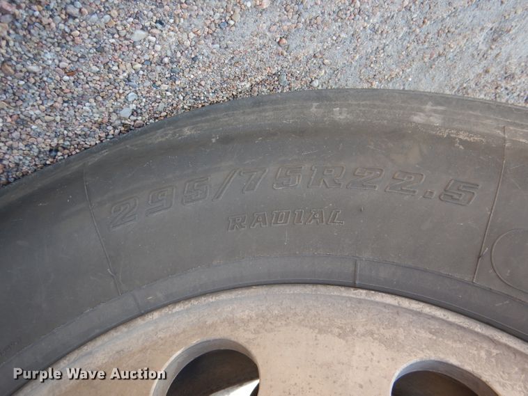 image for item DG5838 2012 International ProStar 122 semi truck