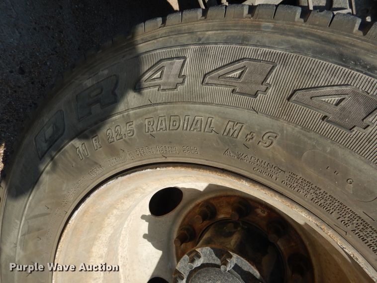 image for item DG5838 2012 International ProStar 122 semi truck