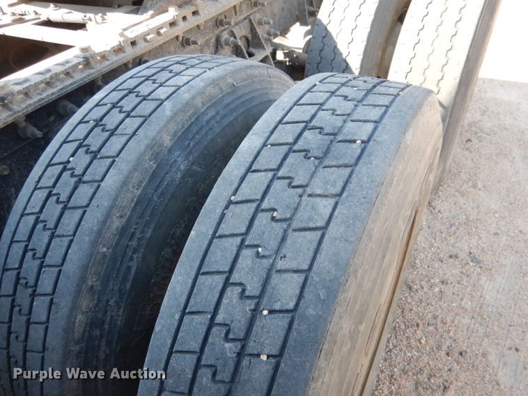 image for item DG5838 2012 International ProStar 122 semi truck