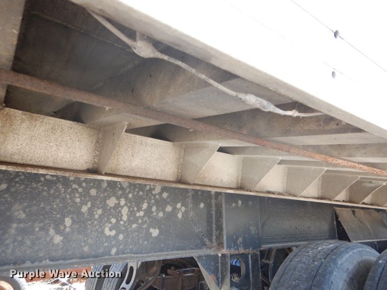 image for item DH2070 1975 Summit AD26 end dump trailer