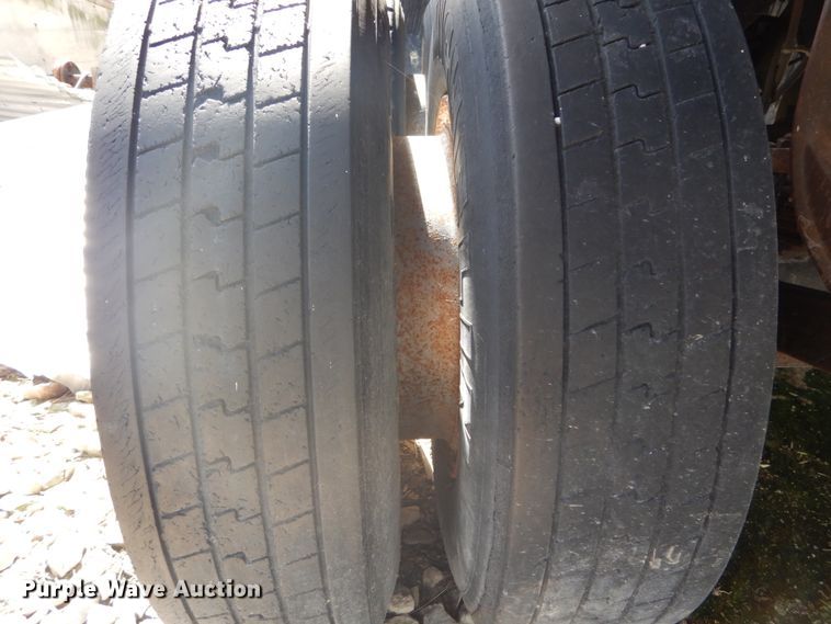 image for item DH2070 1975 Summit AD26 end dump trailer