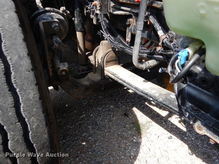 image for item DH6136 2009 Kenworth T2000 semi truck