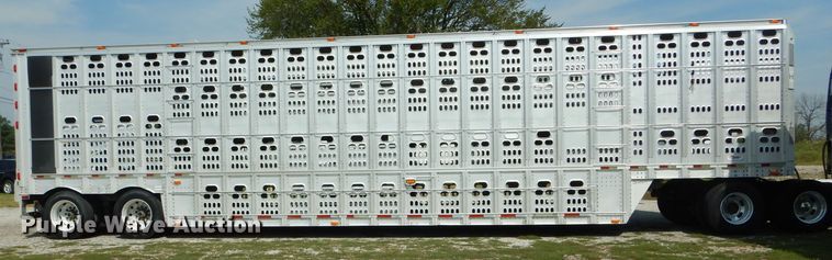 image for item DH6137 2001 Barrett livestock trailer