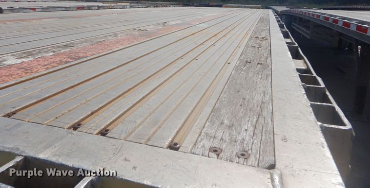 image for item DI2327 2000 Transcraft Eagle W2 flatbed trailer