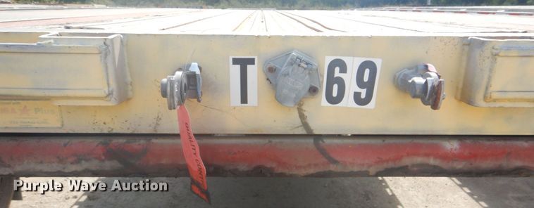 image for item DI2327 2000 Transcraft Eagle W2 flatbed trailer