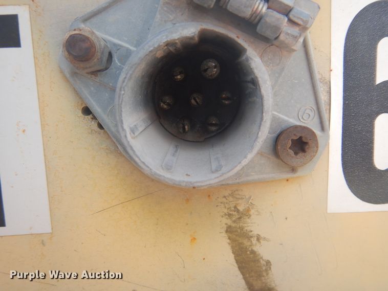 image for item DI2327 2000 Transcraft Eagle W2 flatbed trailer