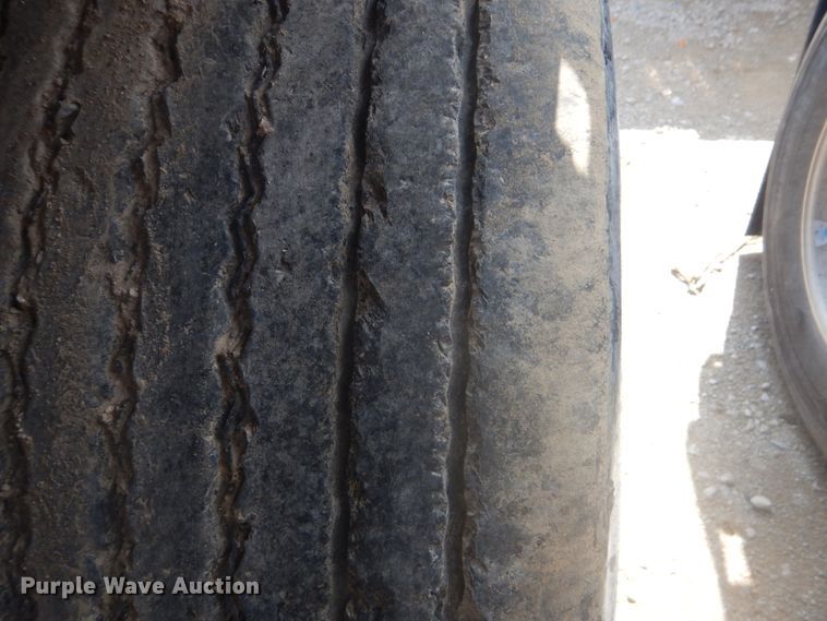 image for item DI2327 2000 Transcraft Eagle W2 flatbed trailer