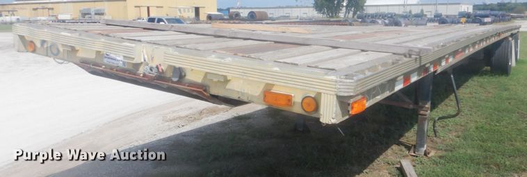 image for item DI2345 1998 Reinke flatbed trailer