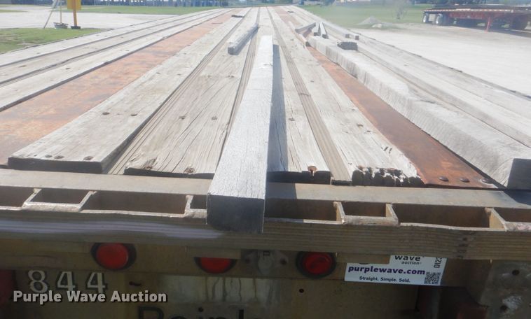 image for item DI2345 1998 Reinke flatbed trailer