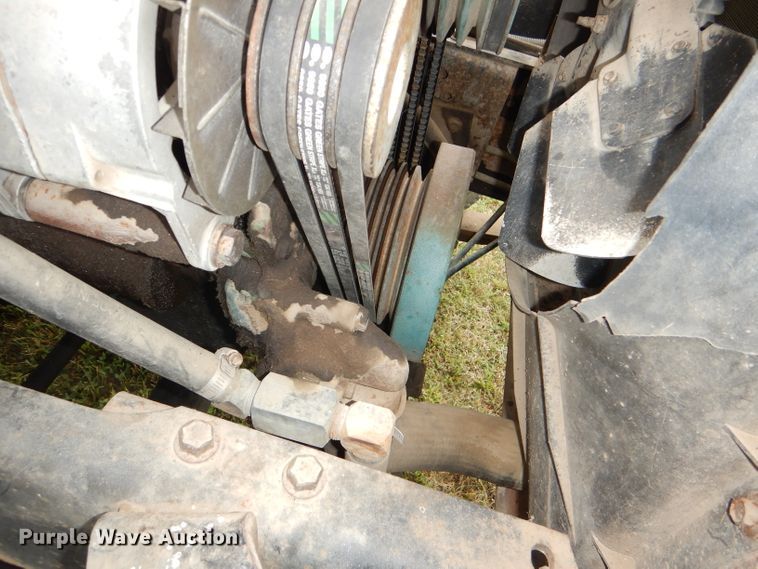 image for item DI2538 1985 International S1900 semi truck