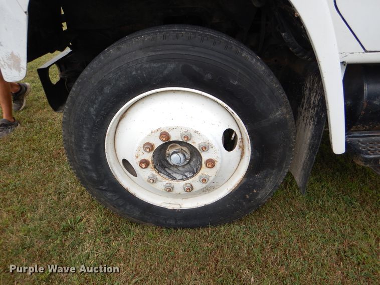 image for item DI2538 1985 International S1900 semi truck