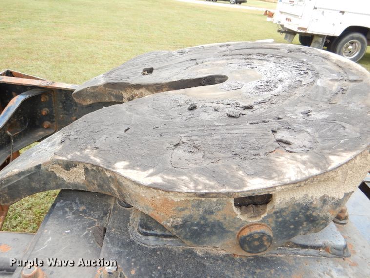 image for item DI2538 1985 International S1900 semi truck