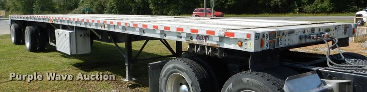 image for item FI9628 2004 Wilson CF-900 flatbed trailer