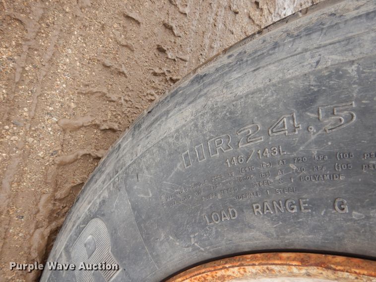 image for item FU9534 1975 Walker tank trailer